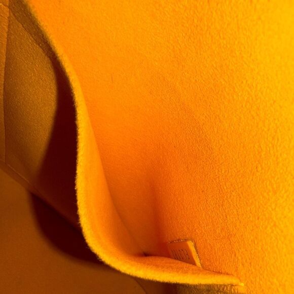 Used excellent condition Louis Vuitton Epi Alma BB with strap - Picture 16 of 16